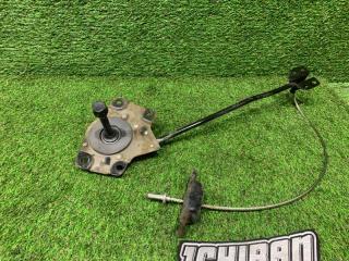 Крепеж запаски KIA MOHAVE HM D6EB 628002J000 4 ракурс