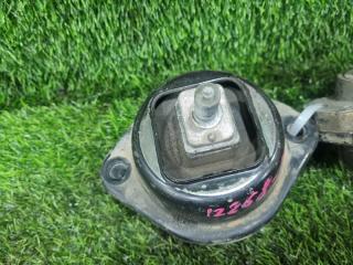 Подушка двигателя передняя KIA MOHAVE HM D6EA 218122J000 2 ракурс