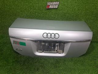 Запчасть Крышка багажника  задняя AUDI A6 4F5827023G Контрактный Год: 2006  Цвет: Y76W   потёртости. камера.