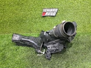 Корпус воздушного фильтра NISSAN ALTIMA L32 VQ35DE 16500JA100 5 ракурс