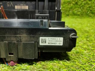 Блок предохранителей BMW 7-SERIES F02 N54B30A 61149234421 5 ракурс