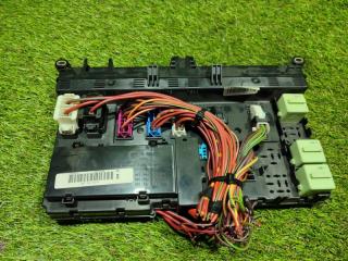 Блок предохранителей BMW X5 E53 M54B30 61138384527 5 ракурс