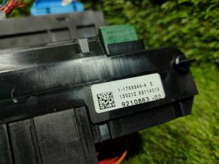 Блок предохранителей BMW X3 F25 N47D20C 9210863-02 4 ракурс