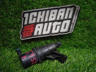 Форсунка омывателя фары передняя правая BMW 7-SERIES 2007 контрактная Форсунка омывателя фары передняя правая BMW 7-SERIES 2007