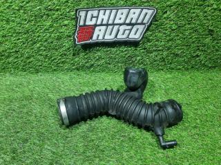 Патрубок воздушн.фильтра RENAULT SAMSUNG SM3 L38 H4M 8200824056 4 ракурс