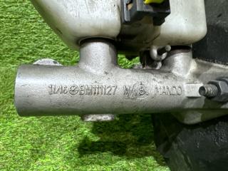 Главный тормозной цилиндр KIA MOHAVE HM D6EA 585002J150 5 ракурс