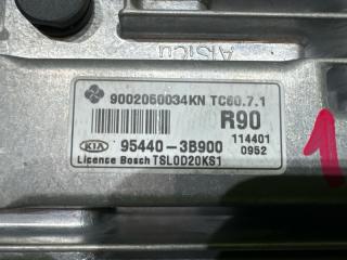Блок управления двс KIA SPORTAGE SL D4HA 95440-3b900 3 ракурс Блок управления двс KIA SPORTAGE SL D4HA 95440-3b900 3 ракурс