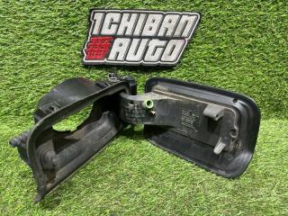 Лючок бензобака BMW 7-SERIES F02 N54B30A 67117200674 3 ракурс Лючок бензобака BMW 7-SERIES F02 N54B30A 67117200674 3 ракурс