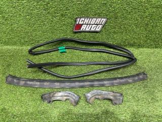 Уплотнительная резинка капота BMW 7-SERIES F01 N54B30 51767183828 3 ракурс Уплотнительная резинка капота BMW 7-SERIES F01 N54B30 51767183828 3 ракурс