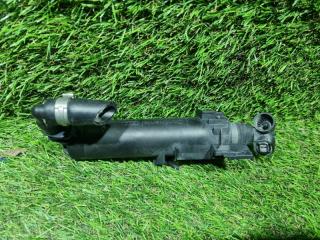 Форсунка омывателя левая передняя AUDI A4 8K2 CAEB 8K0955101B 2 ракурс