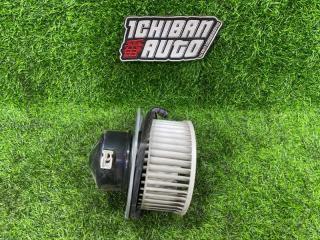 Мотор печки NISSAN BLUEBIRD HNU12 27220W1002 4 ракурс Мотор печки NISSAN BLUEBIRD HNU12 27220W1002 4 ракурс