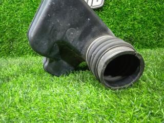 Патрубок воздушн.фильтра TOYOTA Mark II Wagon Qualis MCV21 17881-20090 5 ракурс