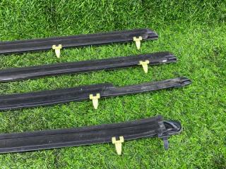Молдинг стекла TOYOTA CHASER GX90 75710-22350 4 ракурс