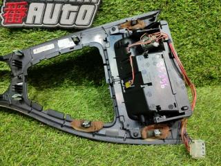 Консоль кпп BMW 3-SERIES E93 N51B30 51166964271 5 ракурс Консоль кпп BMW 3-SERIES E93 N51B30 51166964271 5 ракурс