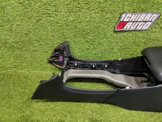 Бардачок между сиденьями INFINITI Q70 Y51 V9X 969051MA0B 2 ракурс Бардачок между сиденьями INFINITI Q70 Y51 V9X 969051MA0B 2 ракурс