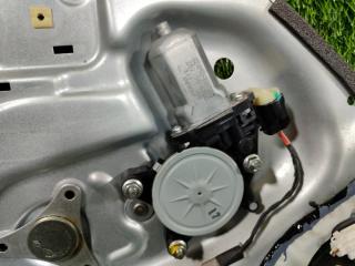 Стеклоподъемник левый передний KIA SOUL AM D4FB 824012K000 3 ракурс