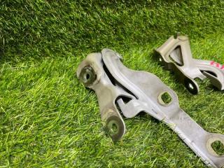 Петля капота передняя MALIBU 2011 V300 LTD