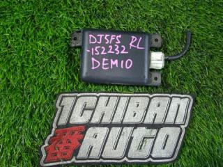 Запчасть датчик контроля слепых зон задний левый MAZDA DEMIO