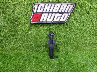 Форсунка омывателя фары правая BMW 5-SERIES 2011 контрактная Форсунка омывателя фары правая BMW 5-SERIES 2011