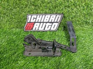 Запчасть петля капота VOLKSWAGEN PHAETON 2007