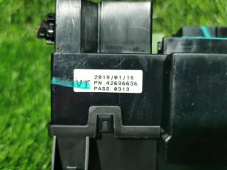 Блок предохранителей салон левый TRAX 2019 U200 LUV