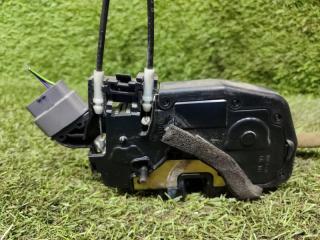 Замок двери задний правый M35 2006 Y50 VQ35DE