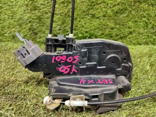 Замок двери задний левый M35 2006 Y50 VQ35DE