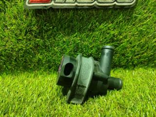Помпа водяная AUDI A4 8K2 CAEB 06H965561 2 ракурс Помпа водяная AUDI A4 8K2 CAEB 06H965561 2 ракурс