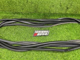 Уплотнитель двери комплект CHEVROLET EQUINOX 2018