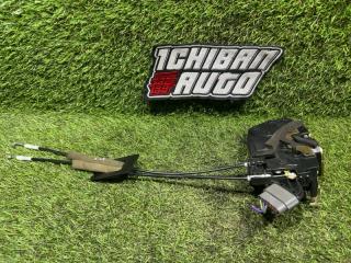 Замок двери задний правый M45 2005 Y50 VK45DE