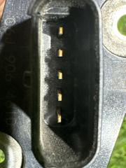 Датчик расхода воздуха AUDI A4 8K2 CAEB 06J906461 4 ракурс