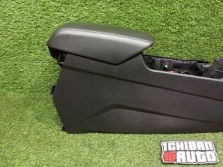 Подлокотник FORD EXPLORER U502 T35PDED BB5Z7806024-CC 2 ракурс