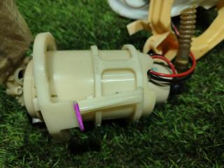 Топливный насос BMW 7-SERIES F01 N54B30 16117217261 3 ракурс Топливный насос BMW 7-SERIES F01 N54B30 16117217261 3 ракурс