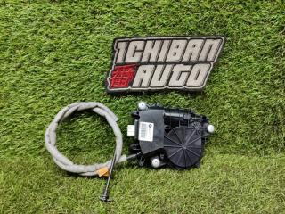 Доводчик двери пятой BMW 7-SERIES 2012