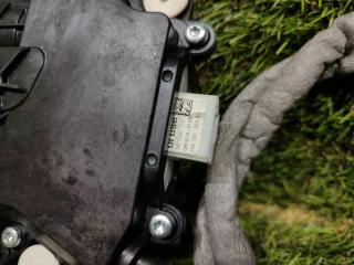 Электропривод BMW 7-SERIES F02 N63B44A 51247191213 4 ракурс