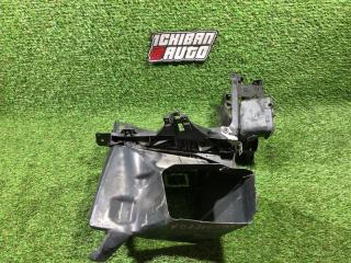 Крепление бампера правое переднее BMW 7-SERIES F02 N63B44 51647184160 2 ракурс Крепление бампера правое переднее BMW 7-SERIES F02 N63B44 51647184160 2 ракурс