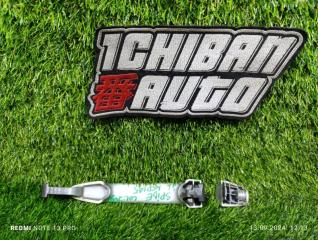 Ручка двери левая передняя TOYOTA SPADE NCP145 69211-28070 2 ракурс