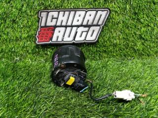 Туманка NISSAN ELGRAND PNE52 3 ракурс