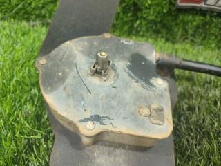 Крепеж запаски HYUNDAI GRAND STAREX TQ D4CB 628004H000 2 ракурс Крепеж запаски HYUNDAI GRAND STAREX TQ D4CB 628004H000 2 ракурс