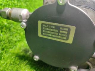 Головка блока цилиндров SsangYong KYRON DJ D27DT R6650160001 3 ракурс Головка блока цилиндров SsangYong KYRON DJ D27DT R6650160001 3 ракурс
