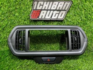Запчасть консоль магнитофона TOYOTA PASSO