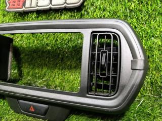 Консоль магнитофона TOYOTA PASSO M700A 55412B1200 4 ракурс