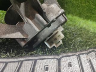 Мотор дворников передний NISSAN MARCH AK11 28810-41B00 4 ракурс