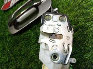 Замок двери правый передний HONDA MOBILIO GB1 72110SCC003 5 ракурс