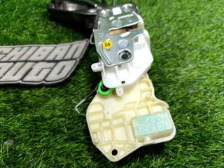 Замок двери левый передний HONDA MOBILIO GB1 72150SCC003 2 ракурс