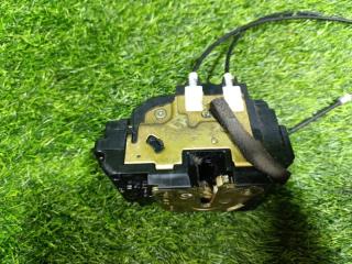 Замок двери правый передний NISSAN MARCH K12 80500-AZ20A 3 ракурс