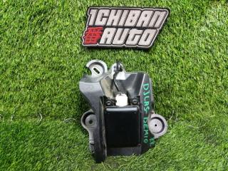 Датчик контроля слепых зон задний правый MAZDA DEMIO контрактная Датчик контроля слепых зон задний правый MAZDA DEMIO