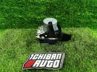 Блок abs TOYOTA CROWN MAJESTA UZS207 3UZ-FE 4454030480 4 ракурс Блок abs TOYOTA CROWN MAJESTA UZS207 3UZ-FE 4454030480 4 ракурс