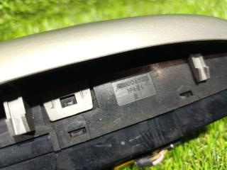Блок упр. стеклоподьемниками левый передний KIA CARNIVAL VQ L6EA 935704D3010T 5 ракурс
