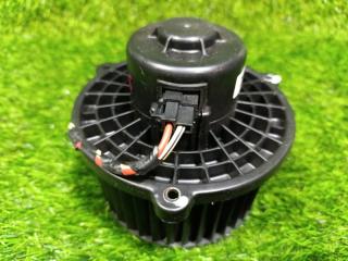 Мотор печки HYUNDAI TUCSON JM D4EA 971132E300 3 ракурс Мотор печки HYUNDAI TUCSON JM D4EA 971132E300 3 ракурс